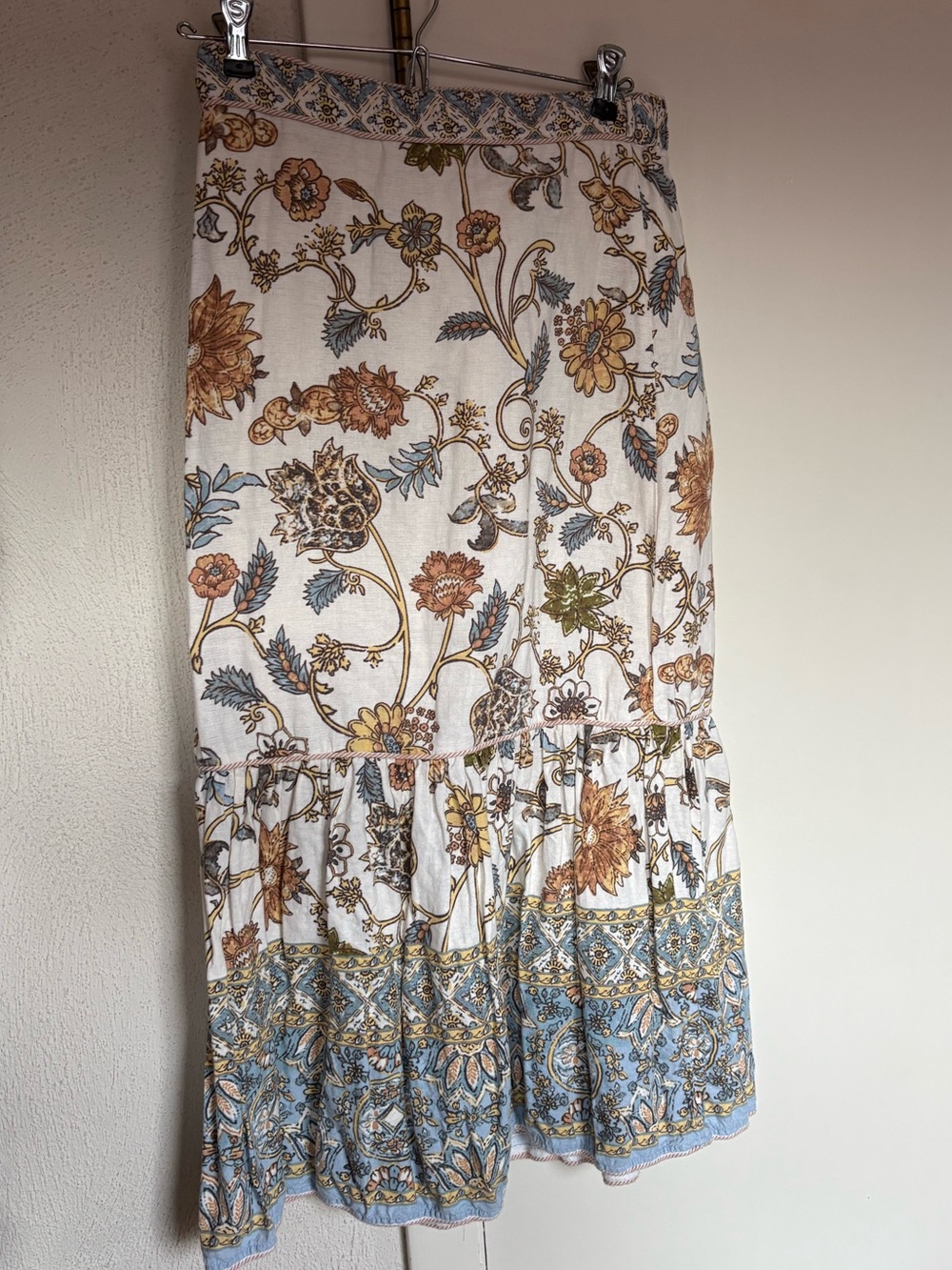House of Harlow 1960 Midi Skirt with Blue & yellow/brown Floral